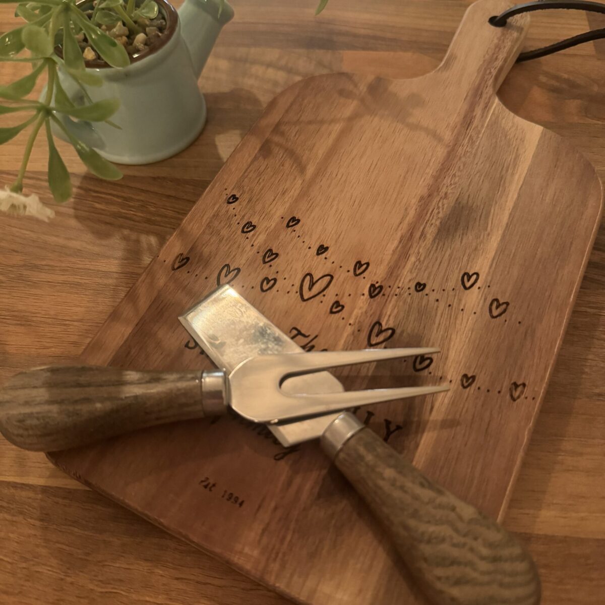 Small Personalised Chopping board | Wooden Serving Boards | Cooking Gifts for Men | Wooden Boards for Food | Decorative Chopping Boards