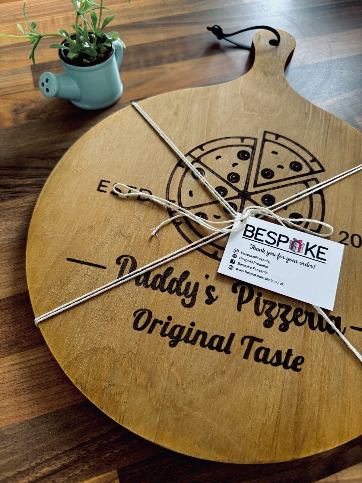 Large Acacia Wooden Pizza Board | Personalised Pizza Board | Gifts for Pizza Lovers | Custom Pizza Board | Pizza Present | Pizza Paddle