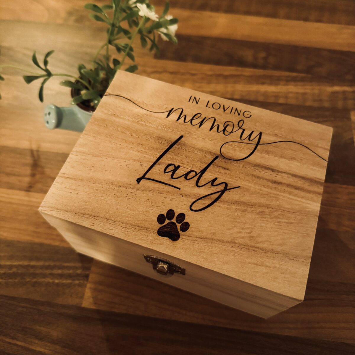 Personalised Memorial Wooden Dog Memory Box | Memorial Keepsake Box | Personalised Pet Box | Remembrance Keepsake Box | Bereavement Gift