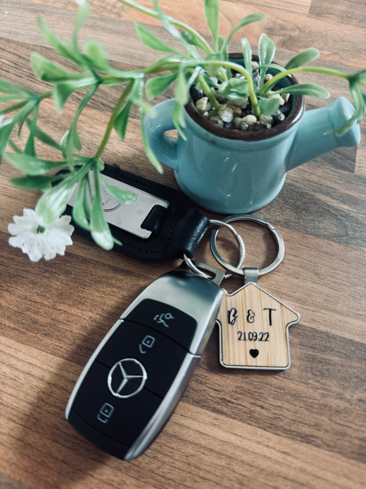 Personalised House Shaped Keyrings | Housewarming Gift | New Home | His & Hers | Gifts for Homeowner | Moving House Gift | Couples Keyrings - Image 3