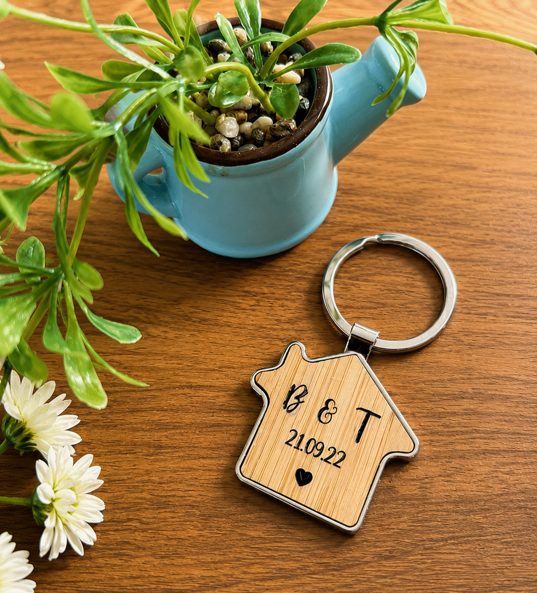 Personalised House Shaped Keyrings | Housewarming New Home Gift