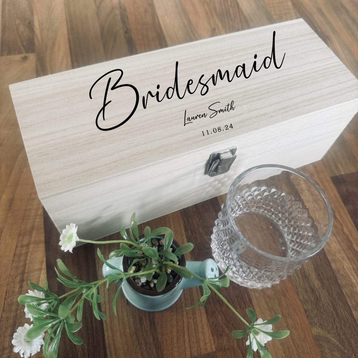 Personalised Bridesmaid Bottle Box | Personalised Wooden Whiskey / Gin Box | Wooden Bottle Box | Engraved Bottle Box | Wedding Gift Idea
