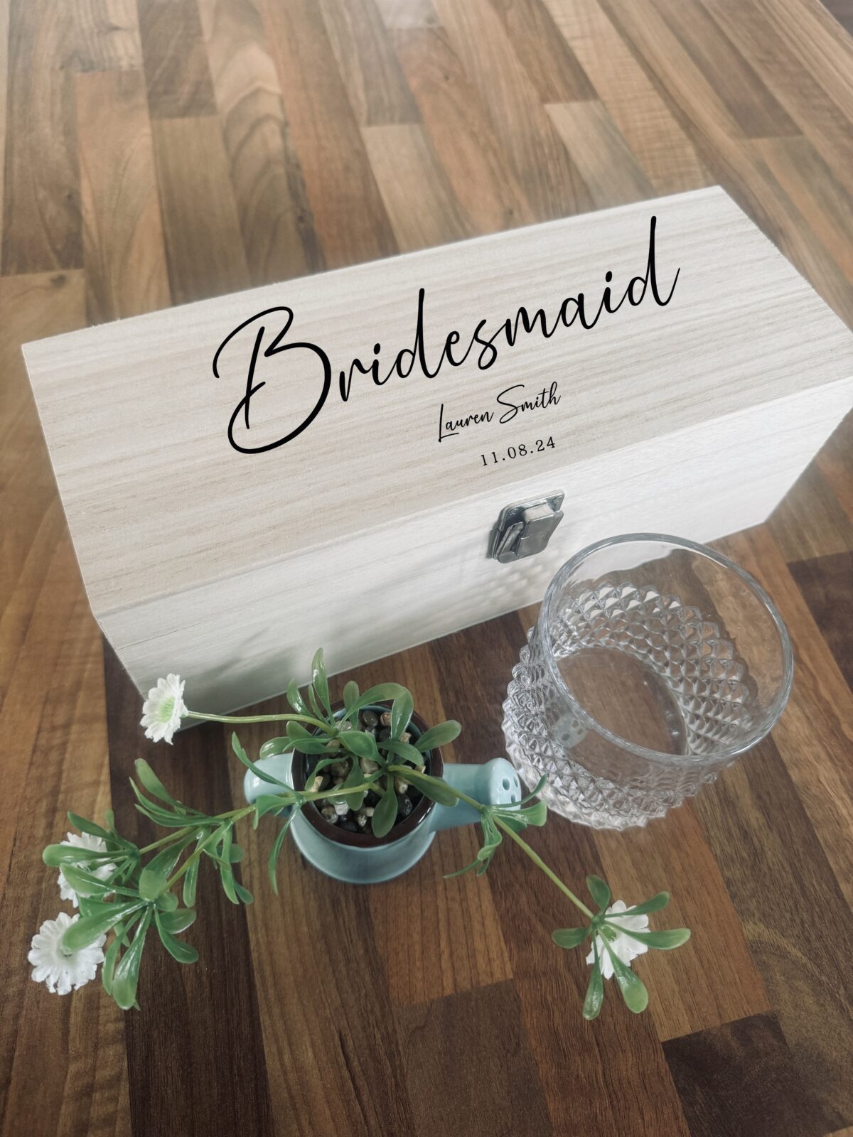 Personalised Bridesmaid Bottle Box | Personalised Wooden Whiskey / Gin Box | Wooden Bottle Box | Engraved Bottle Box | Wedding Gift Idea