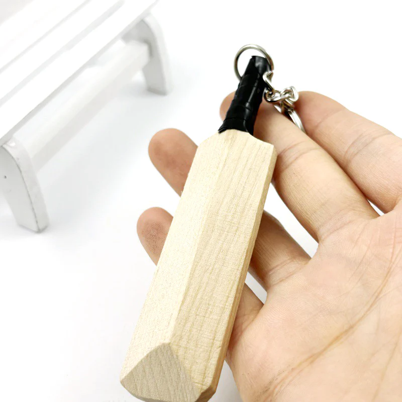 Mini Wooden Cricket Bat Keyring | Cricket Keychain Gift | Sports Gift for Cricket Lovers and Fans | Cricket Lovers Present & Gift - Image 3